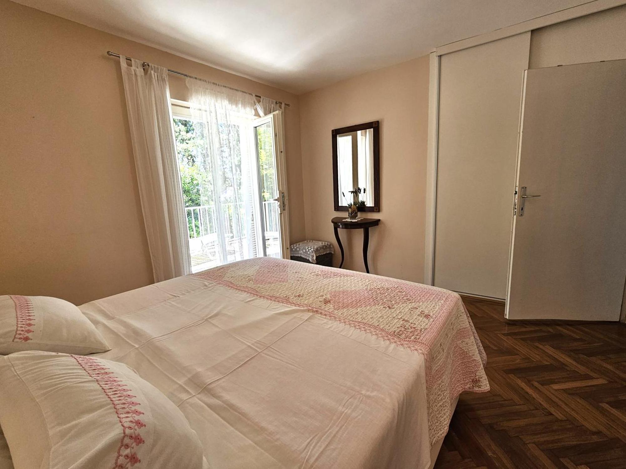 Apartment Mirko Malinska Exterior foto